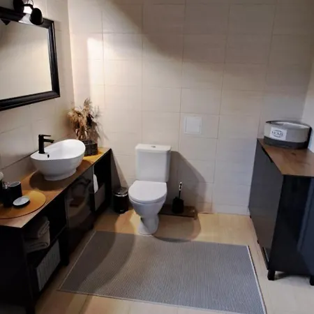  Sventosios R&R Apartamentai *